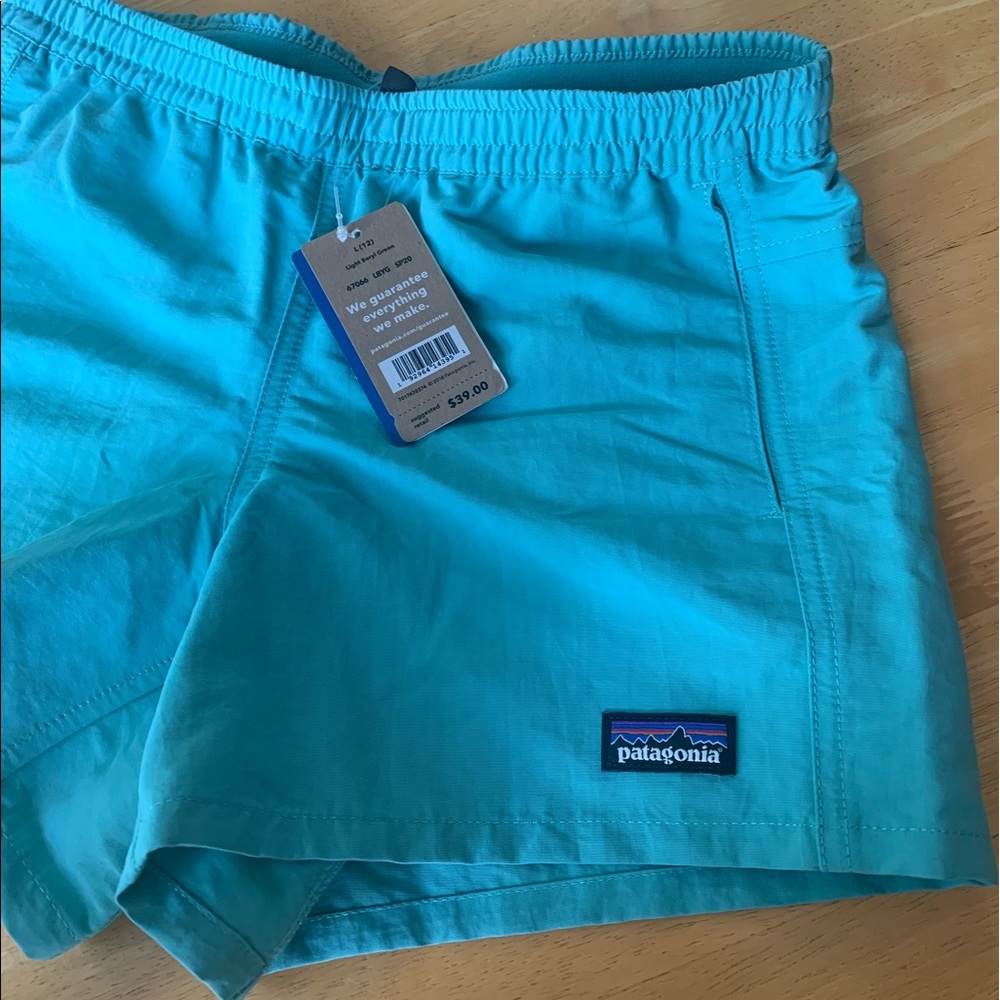 Patagonia Girls Baggies Shorts - SIZE L (12)✅💚